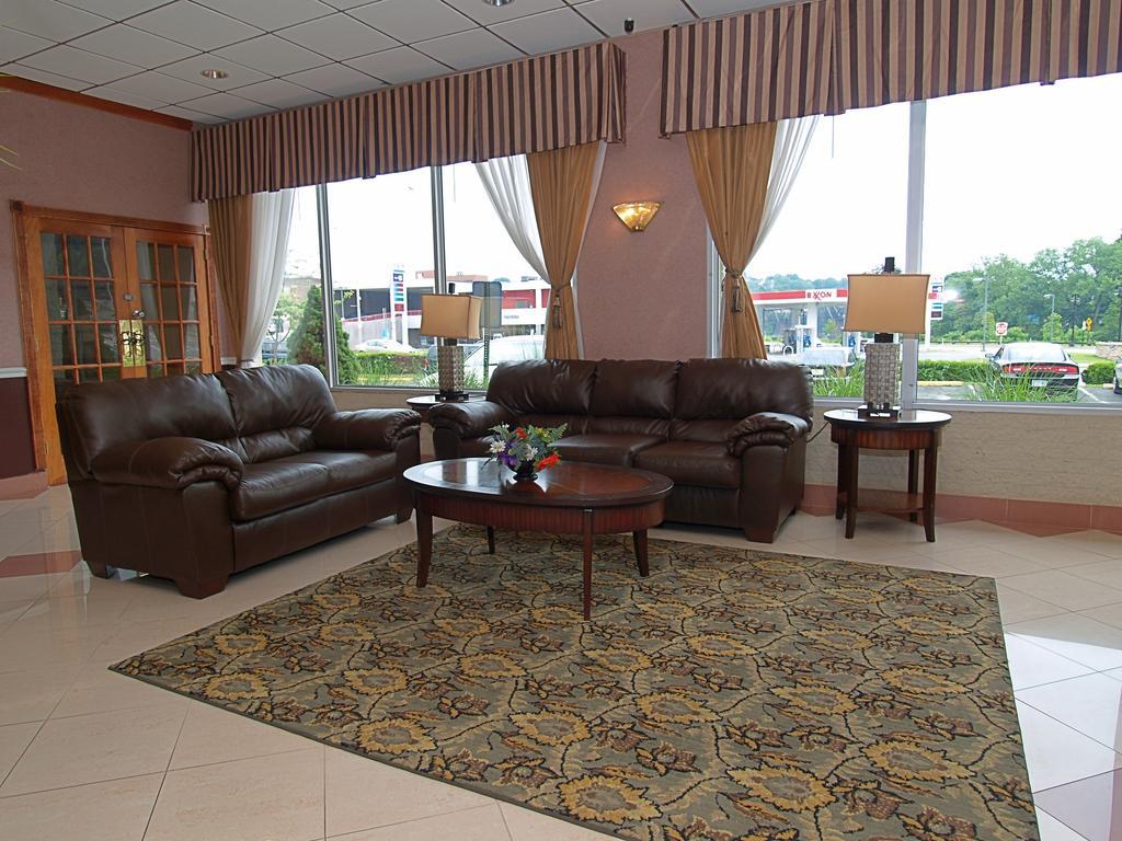 Days Inn Easton Buitenkant foto